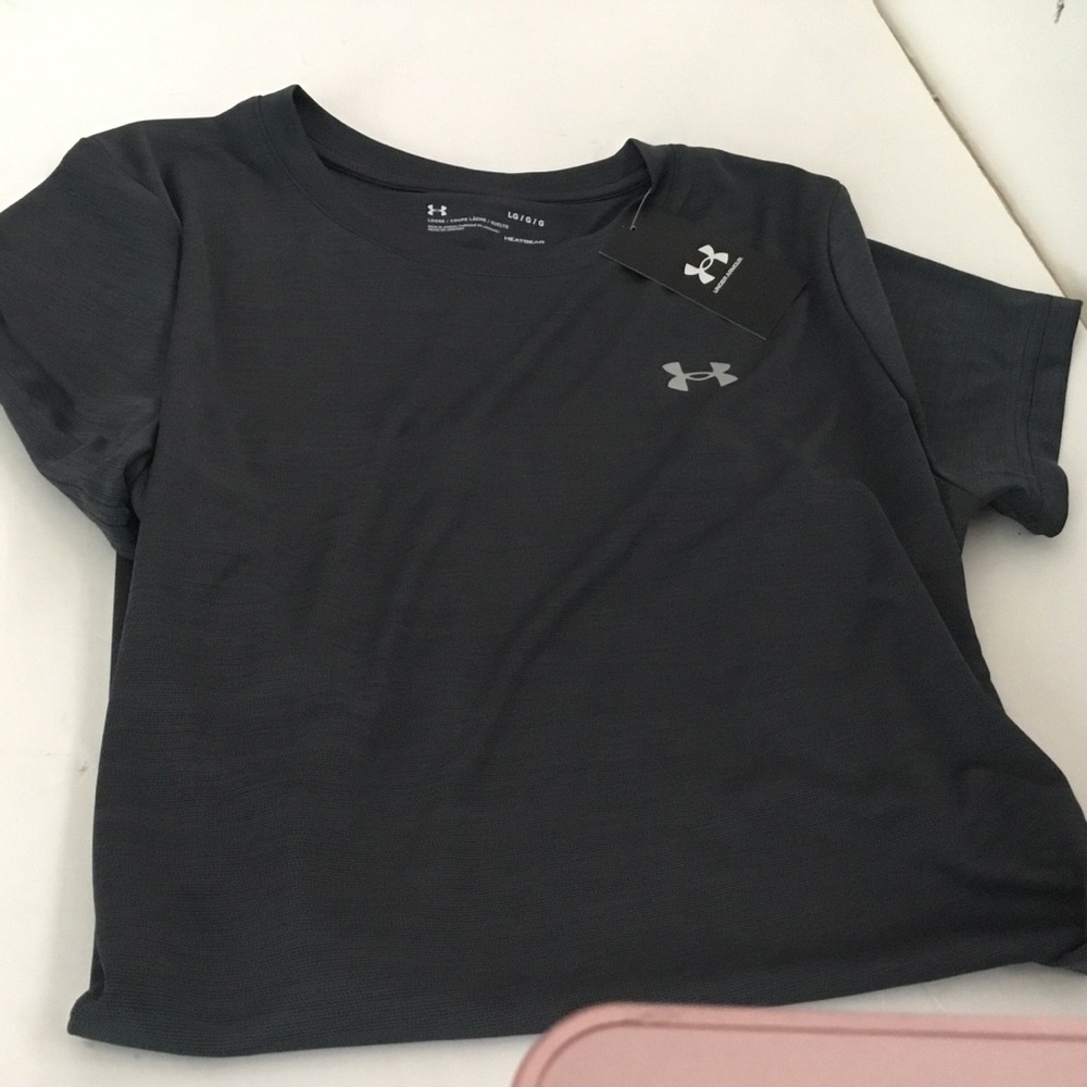Adidas brand women Black T-Shirt. L